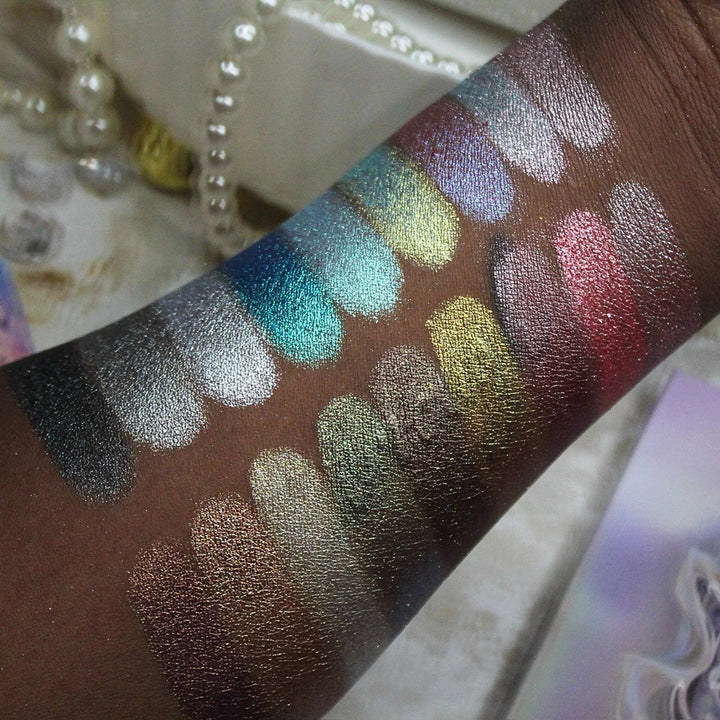 Blend Bunny Cosmetics Ellis V2: Garden of Stars: 18 Pan Shimmer Eye & Face Palette style image